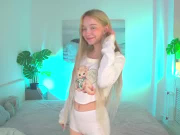 Naked cam girl tiny_flame image #4007155