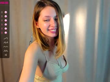 Naked cam girl r00xvel image #1642987