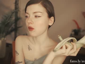 Naked cam girl auddicted image #1502134