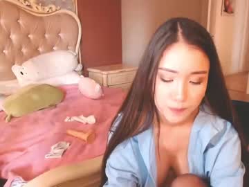 Naked cam girl lina_tyan image #2664228