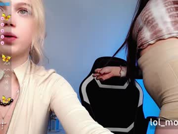 Naked cam girl small_blondee image #3757153
