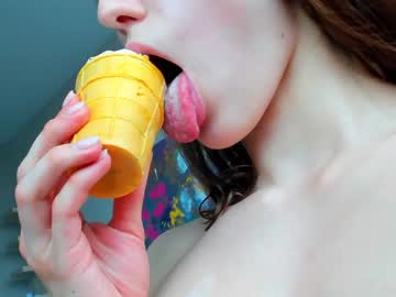 Naked cam girl _meganmeow_ image #1848326
