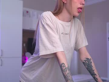 Naked cam tranny twiinkie_pie image #1817758