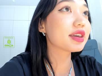 Naked cam girl lee_yoona image #32693