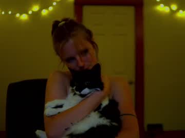 Naked cam girl crimsonxrapture image #2111342