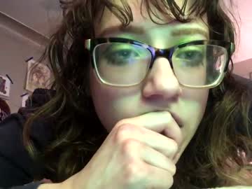 Naked cam girl katiecruelty image #3160925