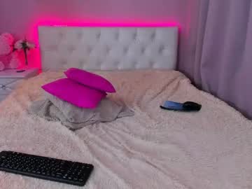 Naked cam girl lesley_brun image #2299490