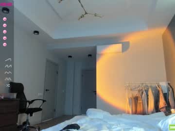 Naked cam girl hee_jin image #2898971