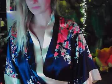 Naked cam girl asiagoespro_ image #403028