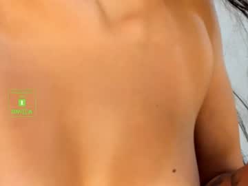 Naked cam girl lee_yoona image #116110