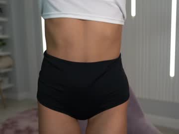 Naked cam girl mia_devill image #2301546