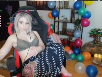 Naked cam girl kimilee22 image #845968