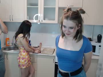Naked cam couple renae_tom image #2656376