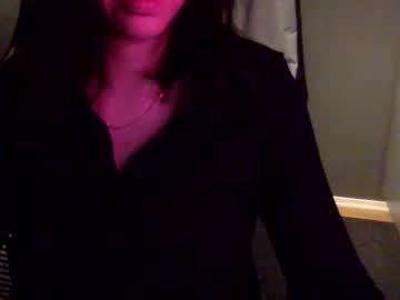 Naked cam girl lillyandhertoyy image #3981250