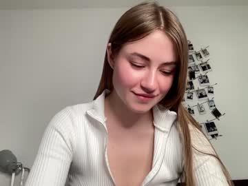Naked cam girl strawberryjamx image #1290446