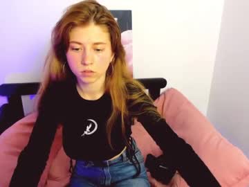 Naked cam girl _enrica__ image #3930091