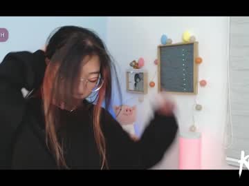 Naked cam girl kanna_hh image #2101431