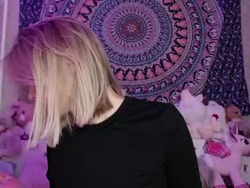 Naked cam girl babyfromtheforest image #320144
