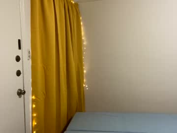 Naked cam couple bigeyesxo image #3431231