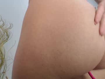 Naked cam girl drink_my_juices image #1301247