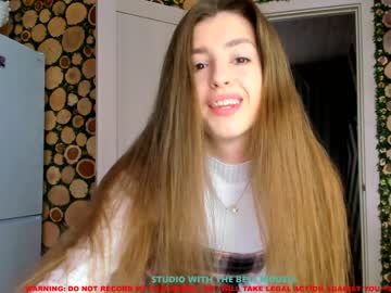 Naked cam girl coy_amina image #705652
