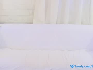 Naked cam girl eva_fashionista image #2012258