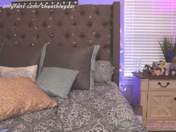 Naked cam girl theashleydaniels image #1182913
