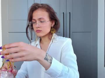 Naked cam girl adriana_hill image #2101757