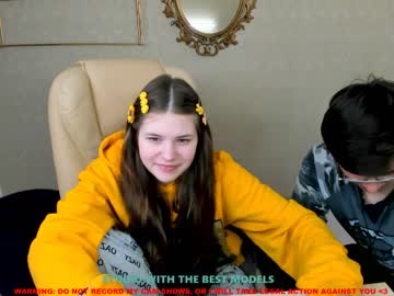 Naked cam couple karolina_coy image #1682327