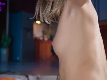 Naked cam girl mashayang image #2088844