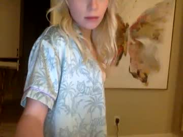 skylarrxox naked cam