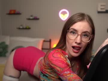 Naked cam girl emma_ruby image #3804365