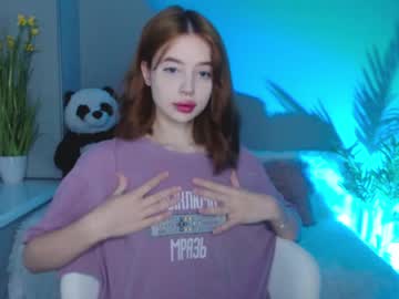 Naked cam girl liitle_flower image #2075208