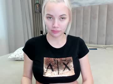Naked cam girl dontbeshybaby image #296054