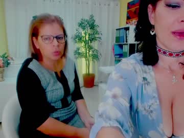Naked cam couple bluebooxxx image #3085070