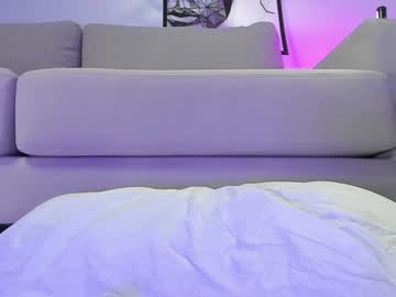 Naked cam girl lucie_beltran image #3839708