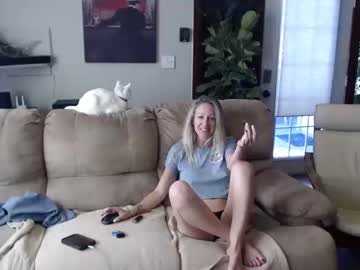 Naked cam couple stroker19800 image #1310609