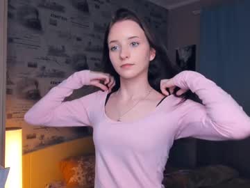Naked cam girl silvia_lans image #4038105