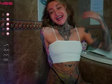 Naked cam girl nickyneck image #3878991
