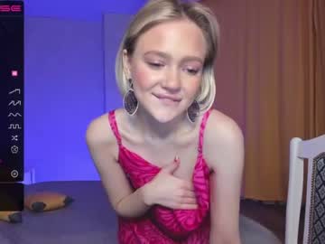 Naked cam girl sarahphyllis image #3882659