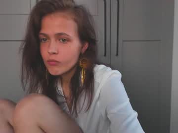 Naked cam girl adriana_hill image #2102251