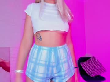 Naked cam girl 8a8y_nura image #964567