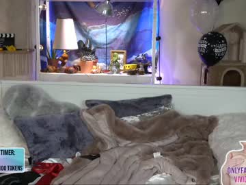 Naked cam girl vivid_whit image #982440