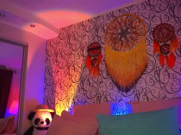 Naked cam tranny foxyirene image #3901184