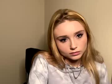 Naked cam girl princesshannnnn image #516827