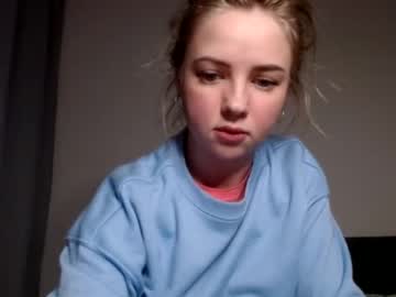 deinade naked cam