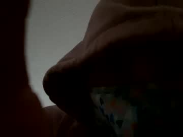 queenshea24 naked cam