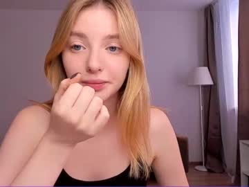 Naked cam girl olli_ver image #3104066