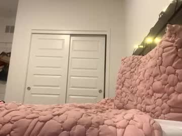 iamroxyyy naked cam