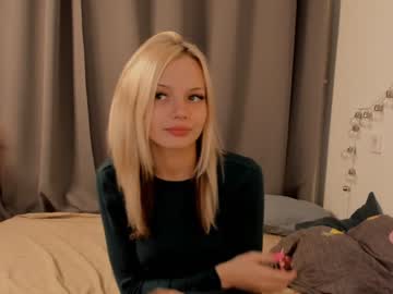 Naked cam girl reginamarini image #2580231